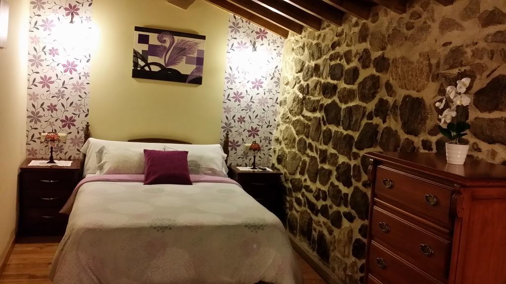 Casa Rural Vella Da Rivera A Picarana Стая снимка