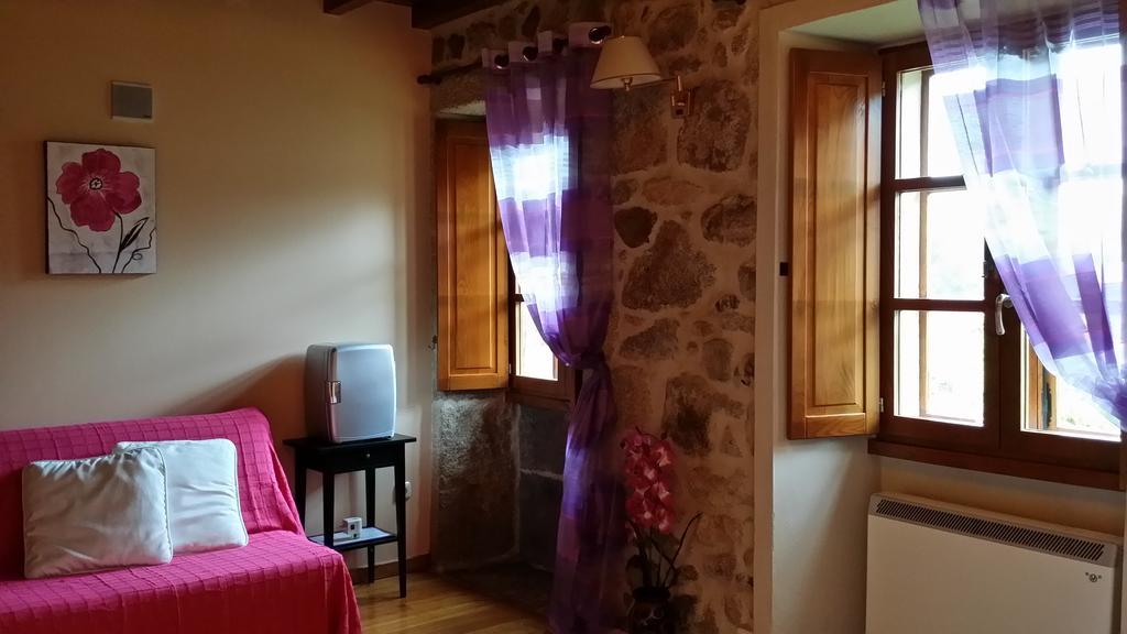 Casa Rural Vella Da Rivera O Sisto Стая снимка