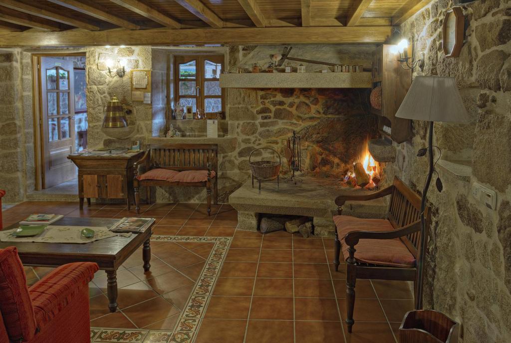 Casa Rural Vella Da Rivera O Sisto Екстериор снимка